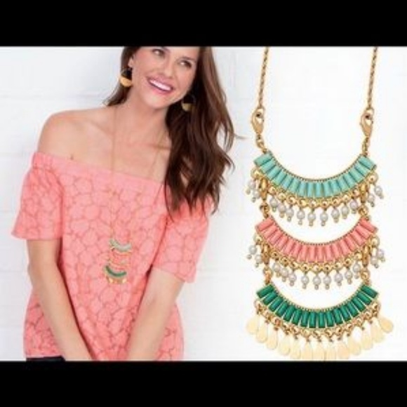 Reversible Fiesta Gold Necklace Premier Designs - Picture 3 of 9